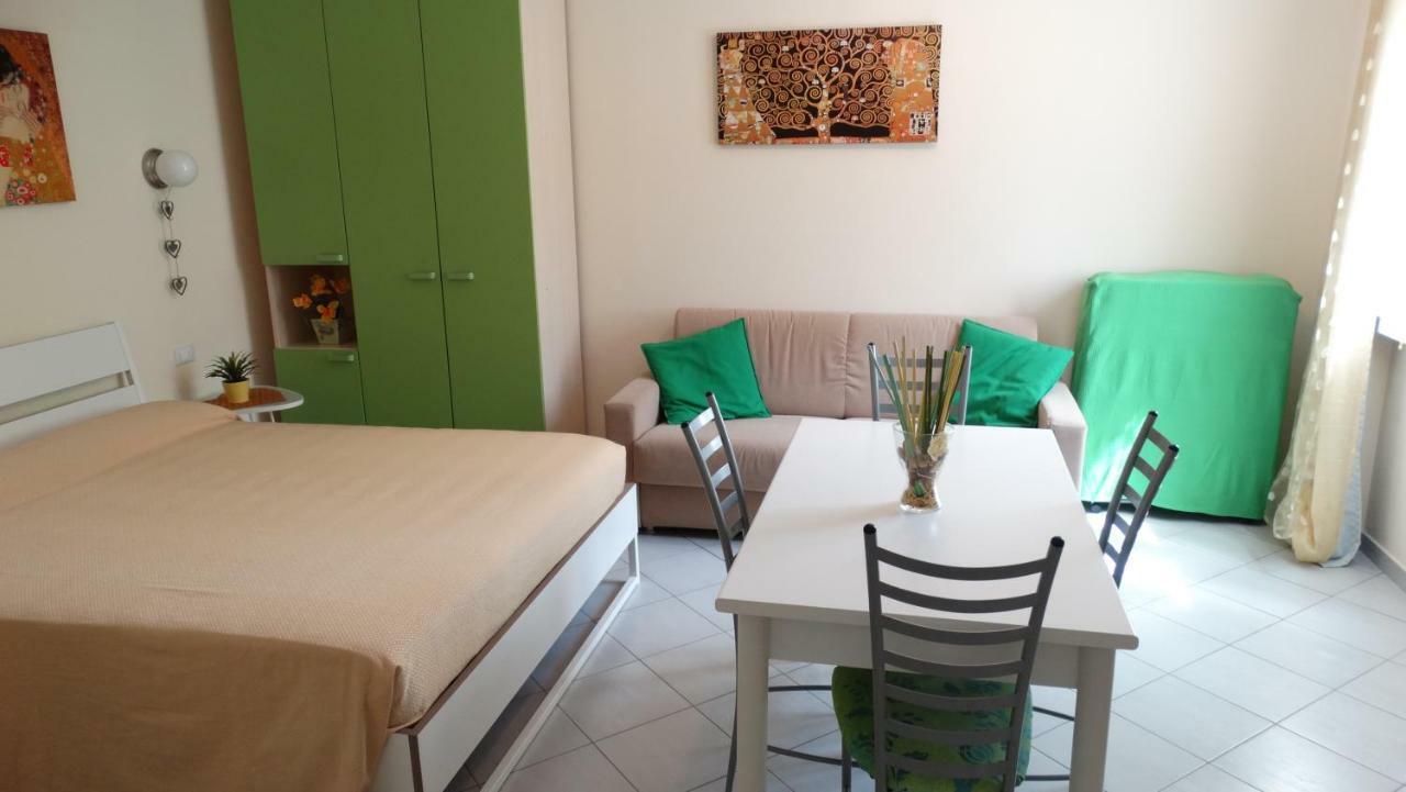 Lusso Accessibile E Servizi Lerici Exterior foto